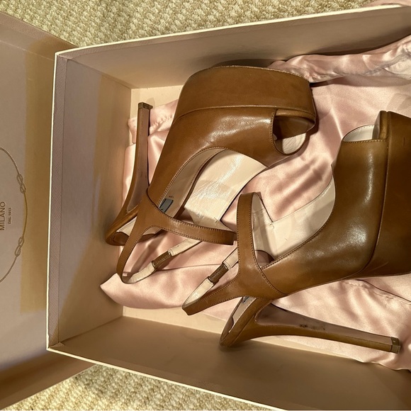 PRADA platform Maryjane 5” Carmel color shoe - Picture 6 of 7